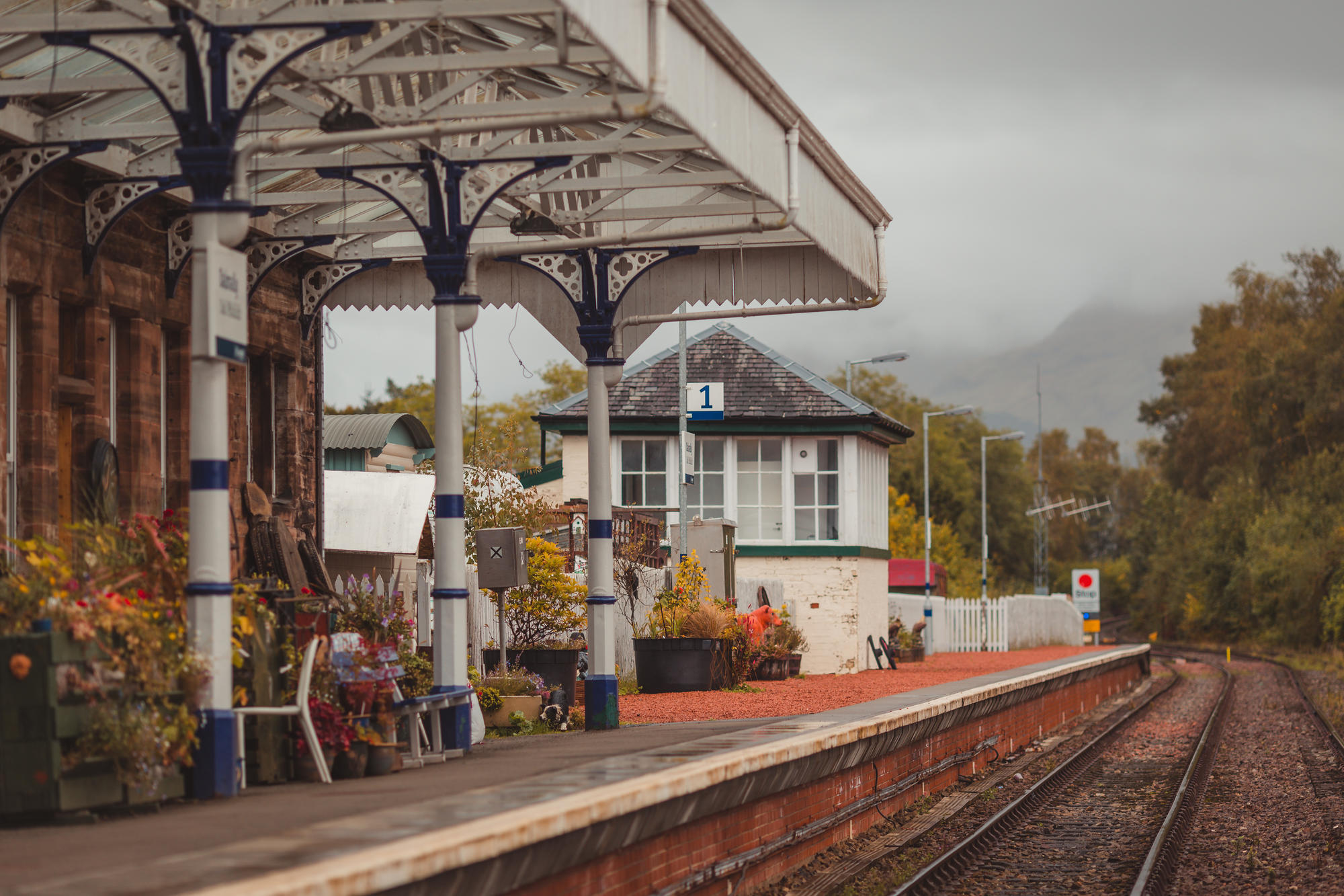 scotland-airbnb-dalmally-railway-station-02