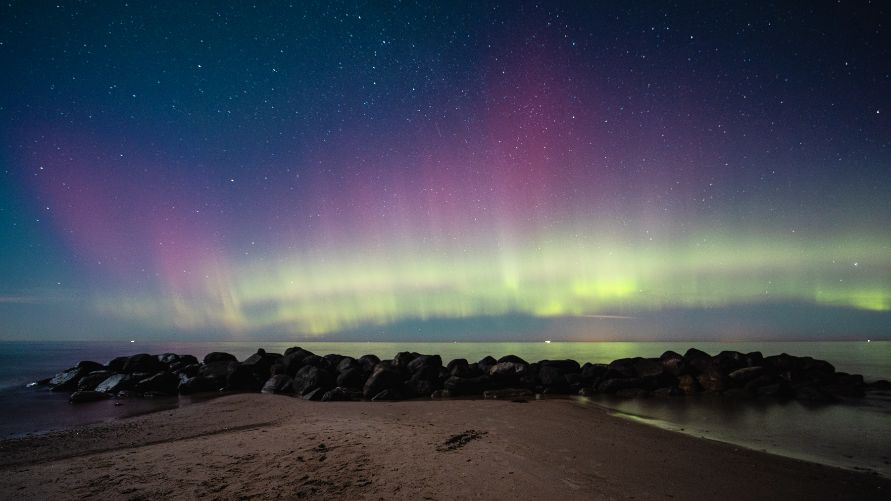 aurora-borealis-northern-lights-denmark-gilleleje-gegenwind-astro-photography-2