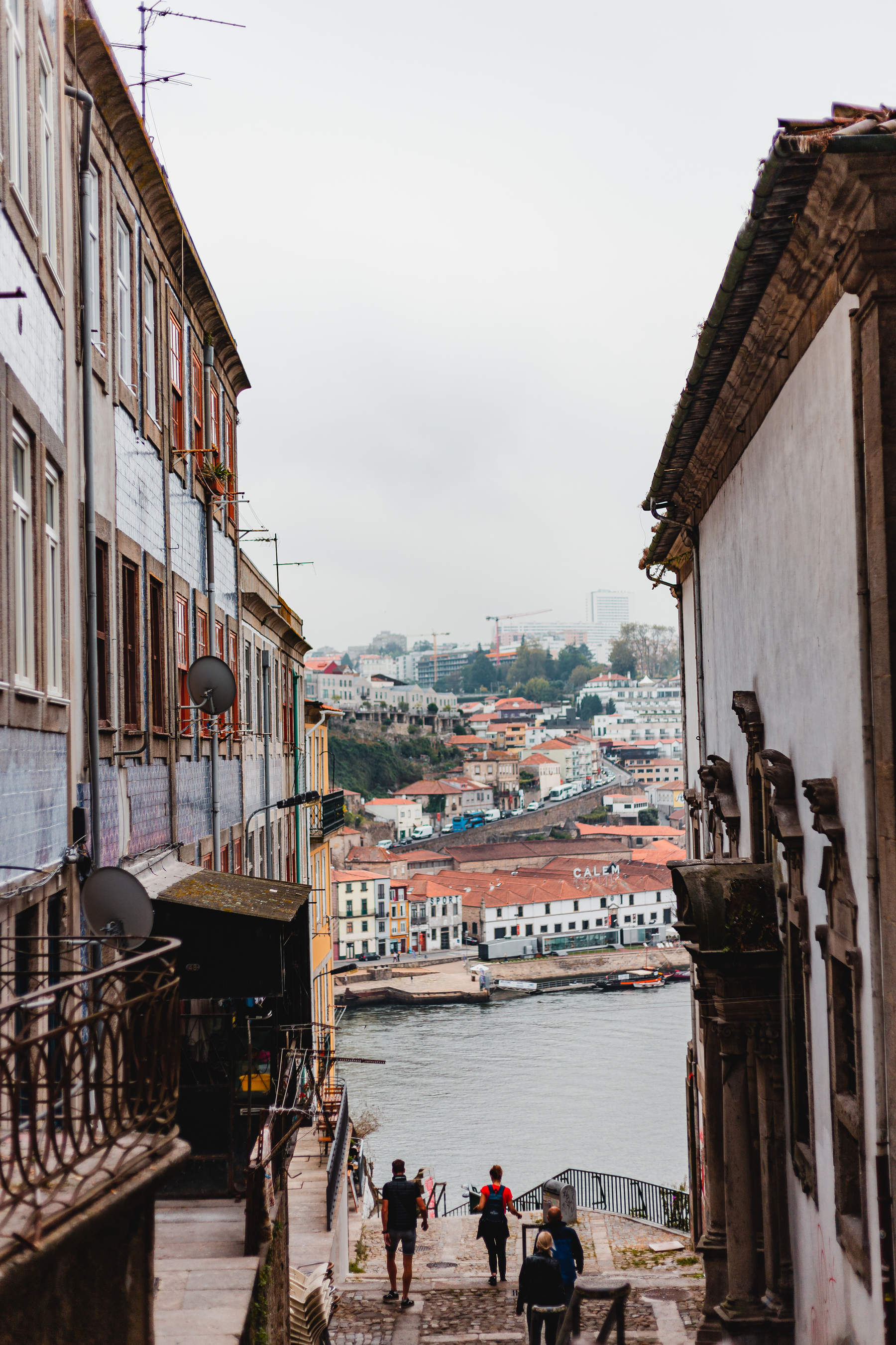 girls-on-tour-porto-travel-photography-13