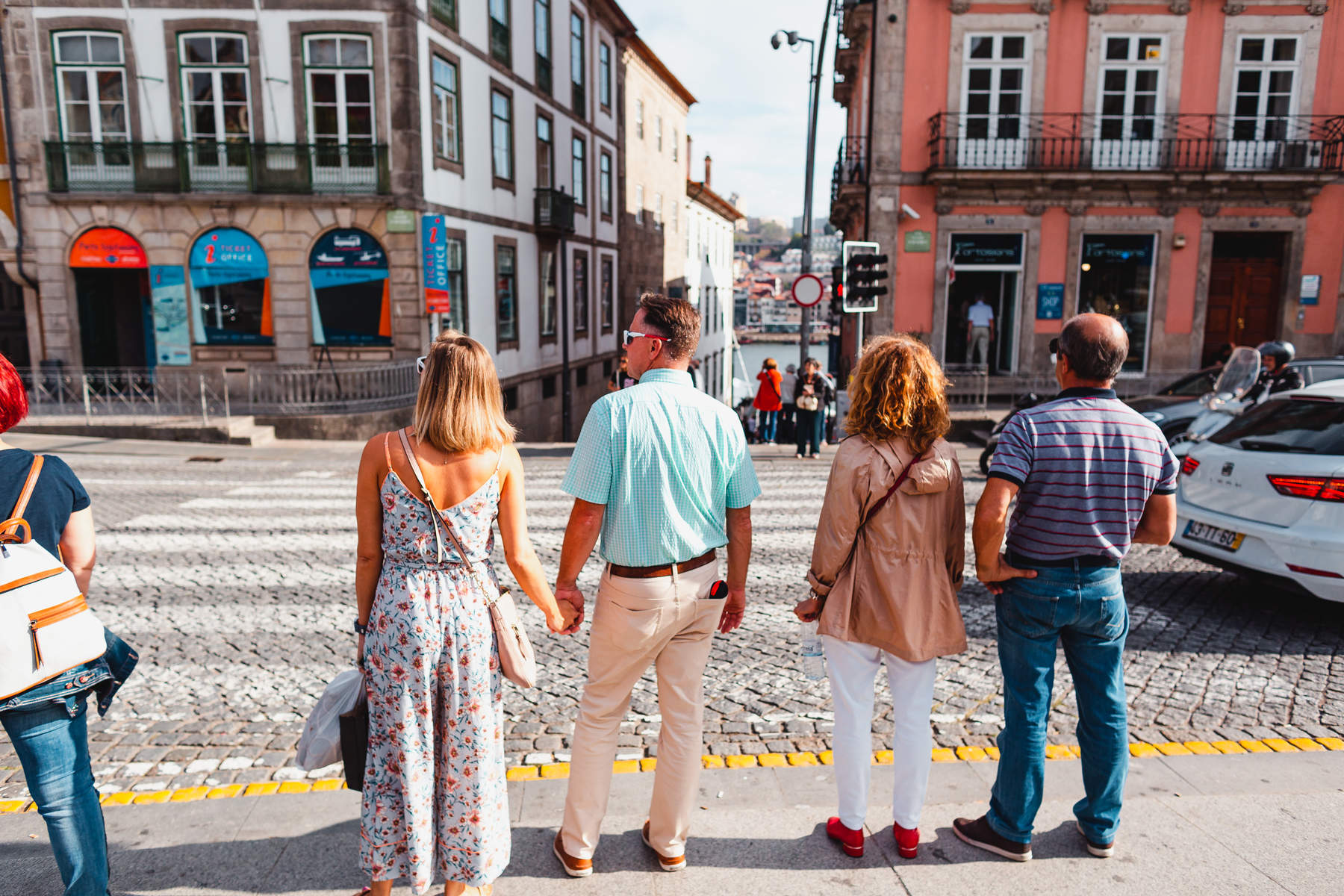 girls-on-tour-porto-travel-photography-35