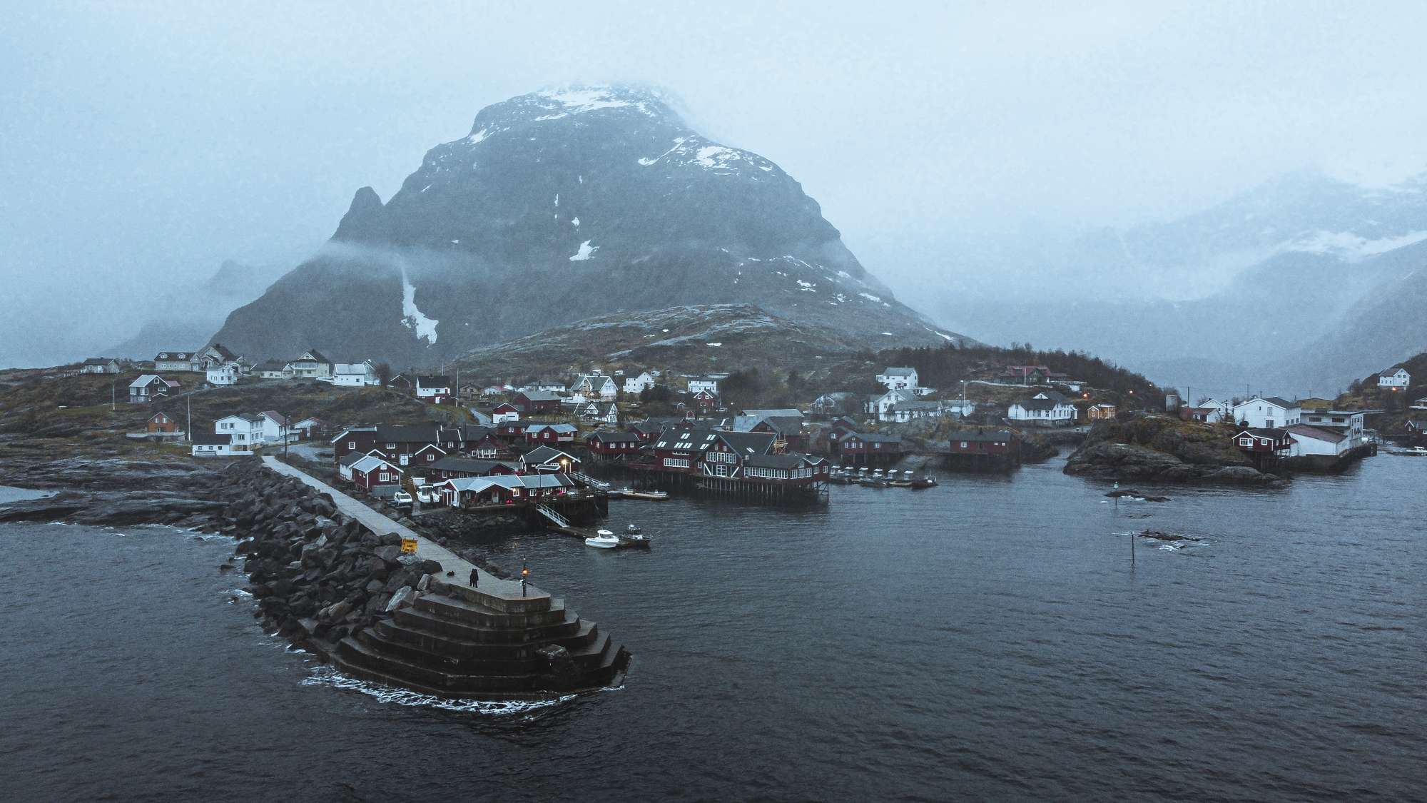 gegenwind-travel-photography-norway-north-cape-lofoten-drone_09