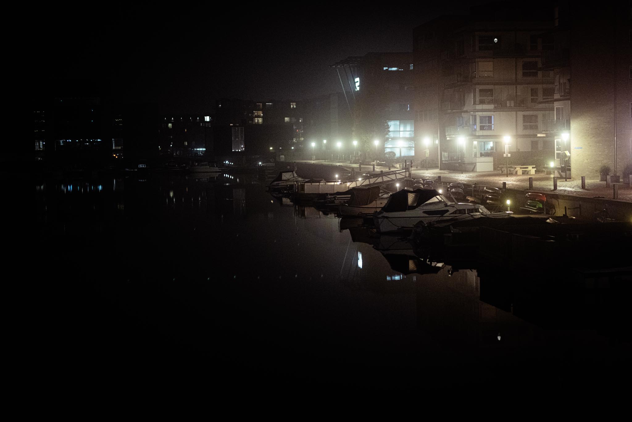 fog-copenhagen-sluseholmen-urban-night-city-silhoutte-06